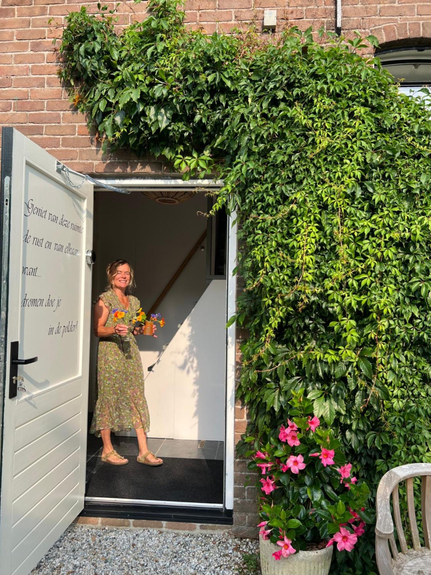 B & B 'Droom In De Polder De Suite Met Prive Sauna Arnemuiden Luaran gambar